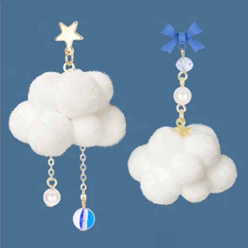 Adorable Kawaii Cloud Dangle Charm Bow & Star stud Pearl & glass bead earrings - Picture 3 of 3